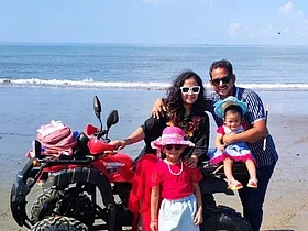 কক্সবাজারে নিহত পরিবারের চারজনকে একই কবরস্থানে দাফন